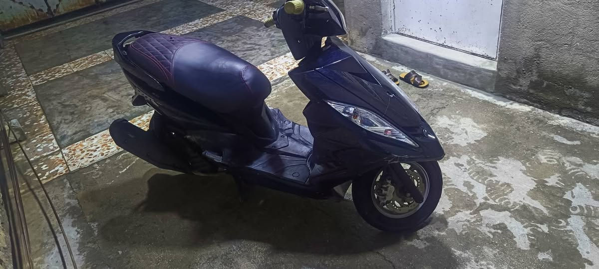 سلام عليكم دراجة جيتي ار للبيع 
مابيه اي نقص مكينه مكفولة كفرات ختم واحد السعر خاص مكاني بغداد
رقمي ‏‪***********‬‏
