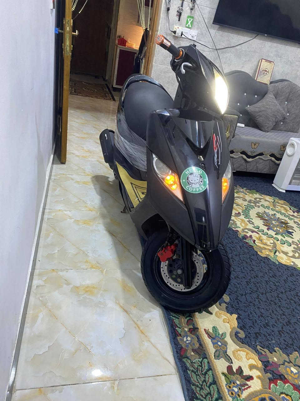 السلام عليكم ثعلب 140 الدراجه صارلها شهرين نازله من الرمبه الدراجه كدام عينك الله يشهد مكينه خرسه مراوس ب سكنس نضيفه او للبيع سعرها 850 الاستسفار ***********
