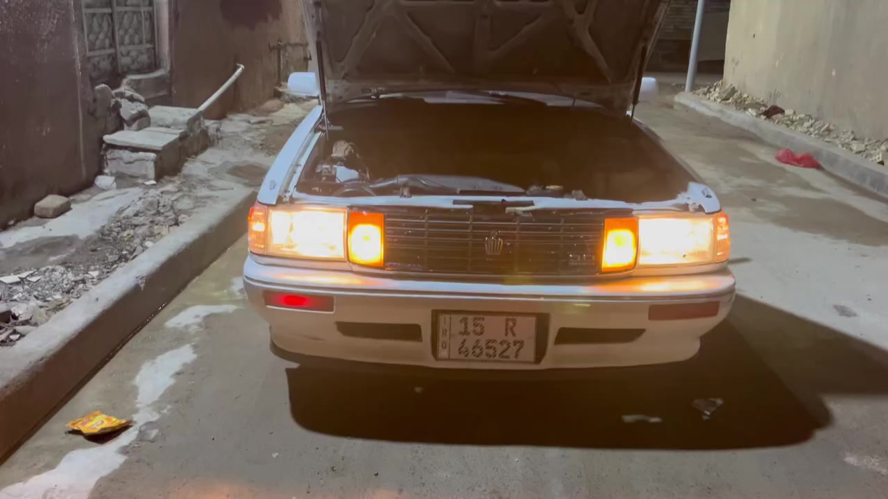 سلام عليكم هارتوب موديل 92  كويتي سياره بيه صبغ حزام جماليه تخم تاير جديد كير مكينه حاويه جدد دشبول لا فطر ولا كسر مابيه اي ضربه كهربائيته كله شغاله صدر امامي خلفي حلو ابطاين البيبان حلوه رقم دولي بسمنه مصفره من الغرامات هزه جيديده سنويه لغايه 31 مكاني بغداد حي اور …***********…السعر 39  وبيه مجال حك الجيه…ترايك بصره
