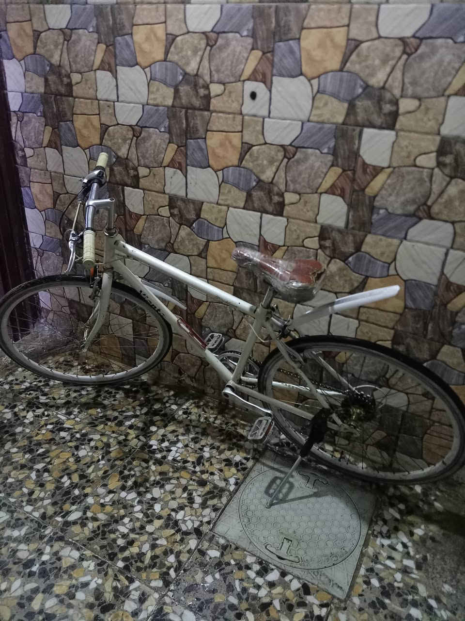 بغداد مدينه الصدر 
سعر. 150


**إذا كنت صاحب هذا الإعلان وتريد حذفه لأي سبب، رجاءا أرسل رسالة إلى الدعم الفني**