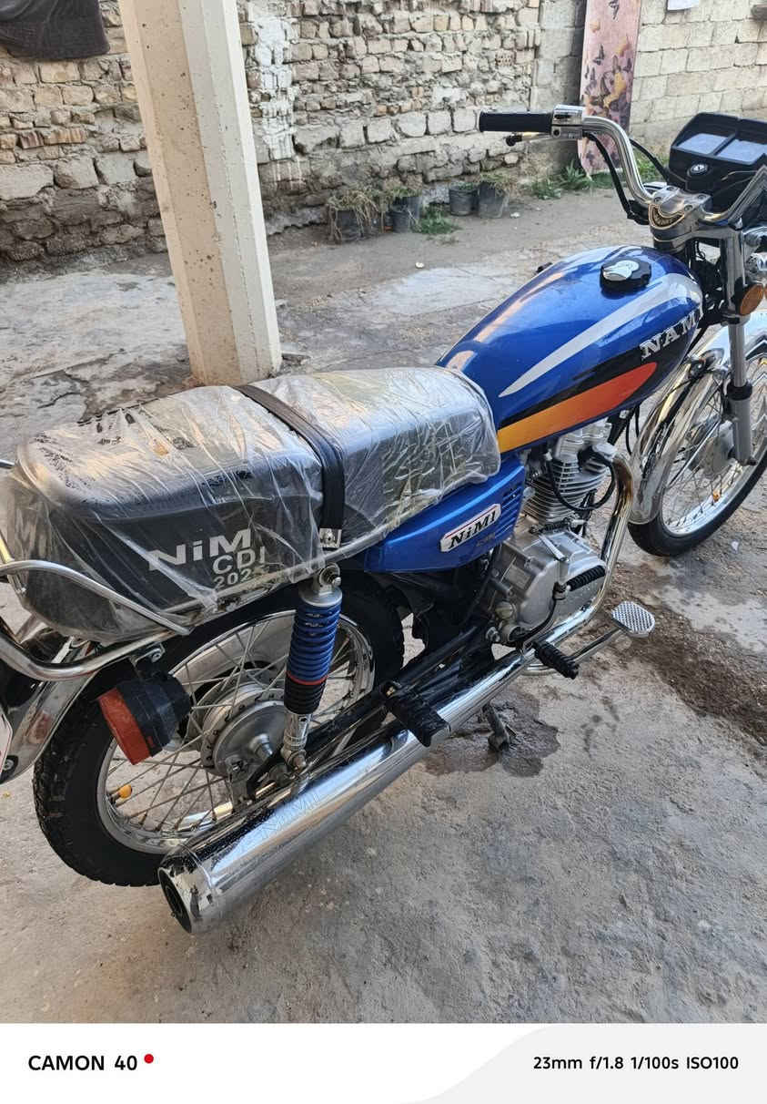 *********** المكان بابل السعر 700 وبيها مجال الموديل2025 المحرك125
