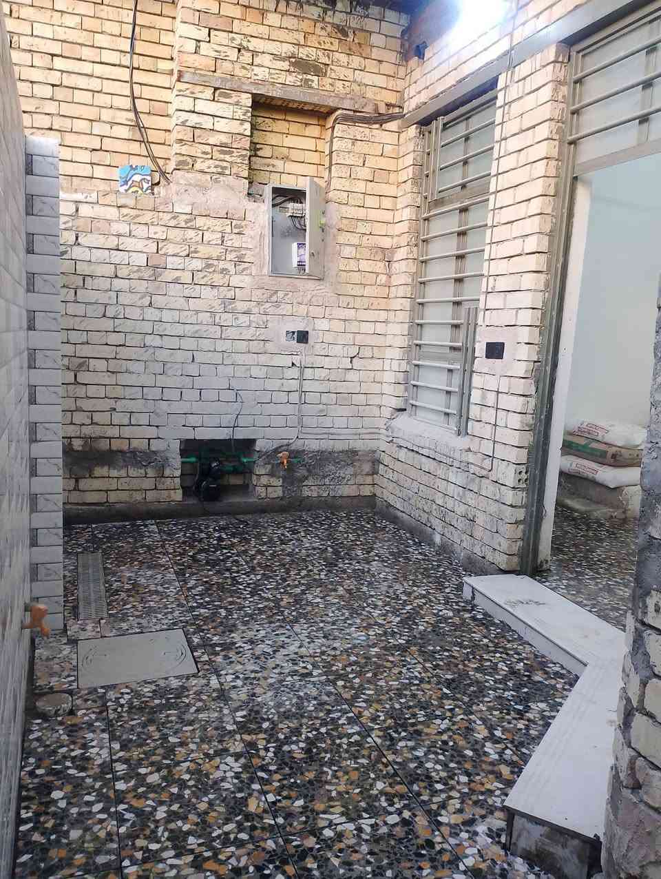 مشتمل 70 متر طابقين
3 غرف نوم وخدمات البيت جديد 
ايجارة مناسب للتواصل واتساب
***********
