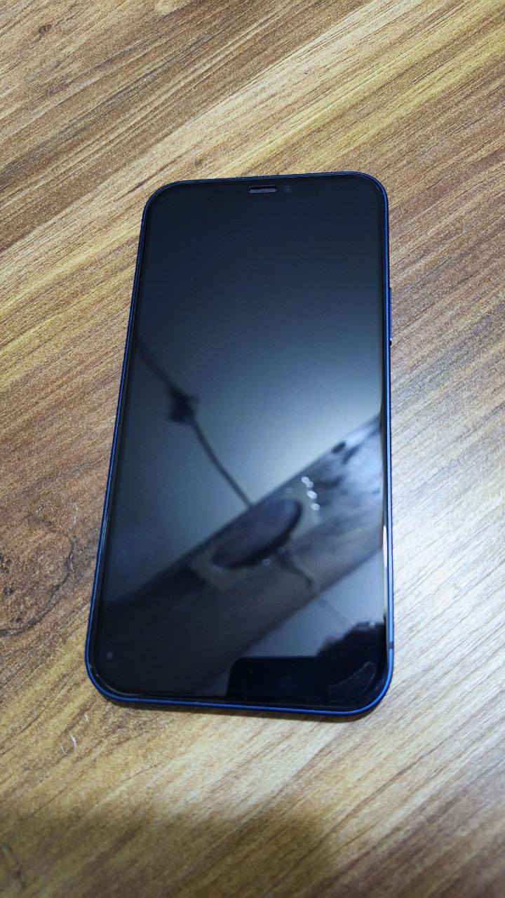 سلام عليكم
ايفون 12 عادي تلفون نضافه مالته (99) لا مفتوح ولا مبدل ايي شي بي بل تحديث وكف الفيس ايدي بس وعلى فحص  التلفون بطاريه 85 🔋واضحه كدامكم المكان بغداد  السعر (275)💸وبي مجال  ( ***********)
