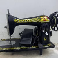 مكائن • نظيفة جدا • مع توصيل