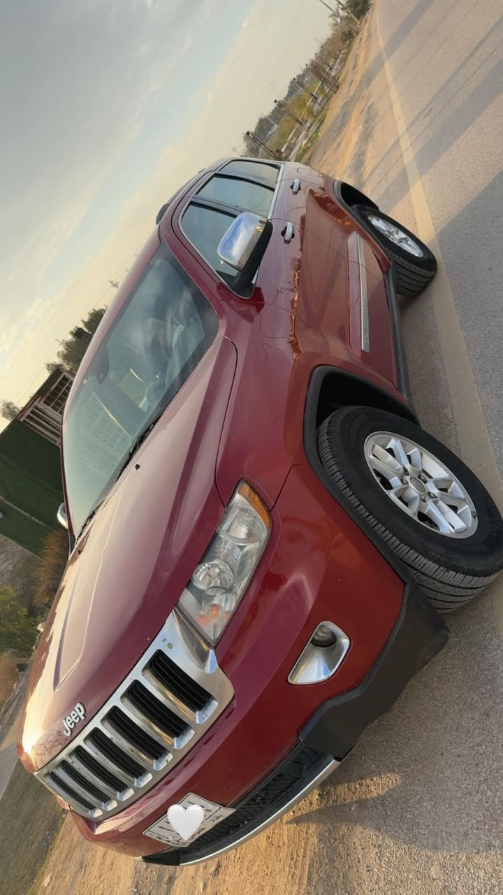 السلام عليكم
للبيع جيب لاريدو 2011 مواصفات الجيب معروفه

السياره بيها قطعين بدون دواخل 

السعر 148 مكان السياره بابل

***********
