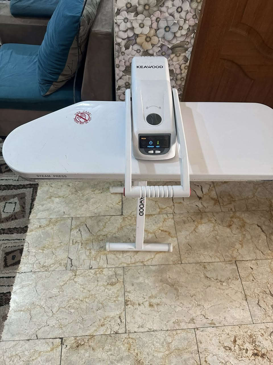 عندي هذه الغراض للبيع


**إذا كنت صاحب هذا الإعلان وتريد حذفه لأي سبب، رجاءا أرسل رسالة إلى الدعم الفني**