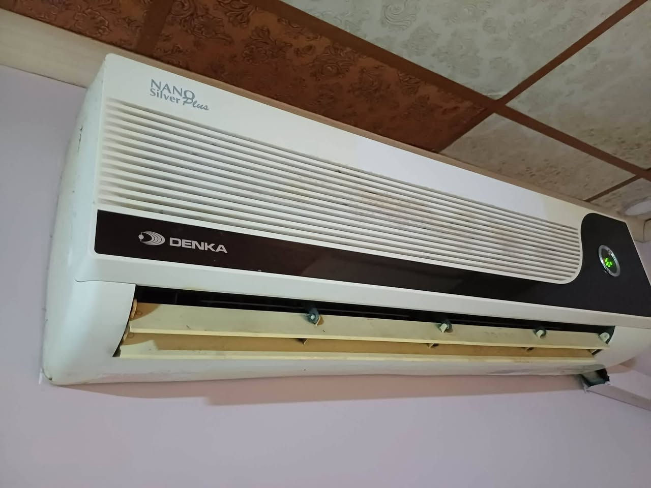 جهاز #سبلت شركة #دنكا المعرف لايعرف 
باب أول اعيد مرة ثانية باب أول 
 DENKA NANO Silver 
الاصادر الاول  
ماطور T3  ✅️❄️
الحجم 2,5 طن 
الصنع كوري أصلي باب اول 🇰🇷
 الجهاز شرط الفحص شغال  👍
تجي اشوف بعينك قوة الدفع وتبريد شرط ❄️
السعر 350,000 

#شراي #راسلني #خاص


**إذا كنت صاحب هذا الإعلان وتريد حذفه لأي سبب، رجاءا أرسل رسالة إلى الدعم الفني**