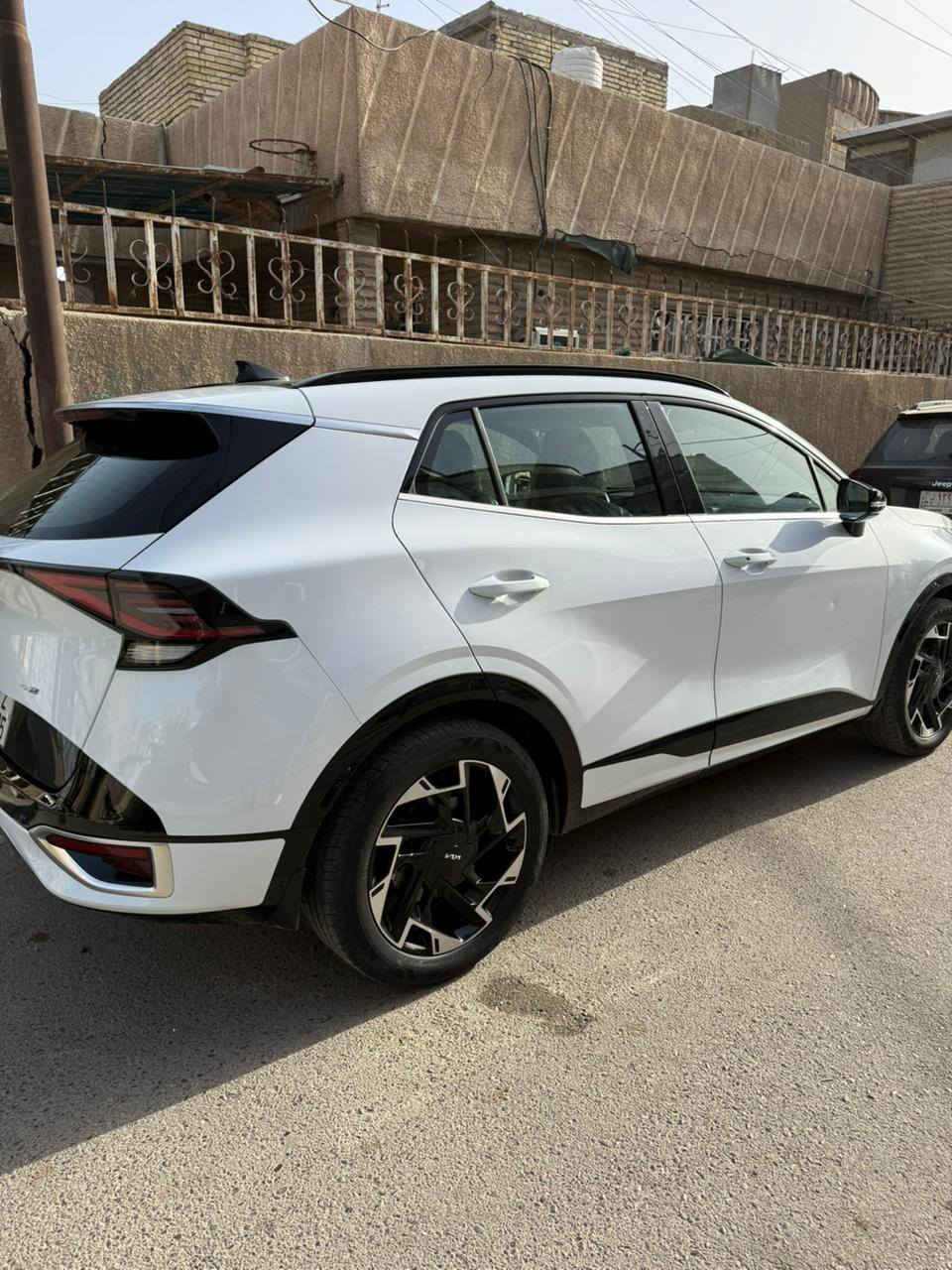 سلام عليكم
اسبورتتج موديل 2025 جي تي لاين فول موصفات
ماشي 7000
مكان السياره بغداد الجديدة
الاستفسار اتصال ***********
