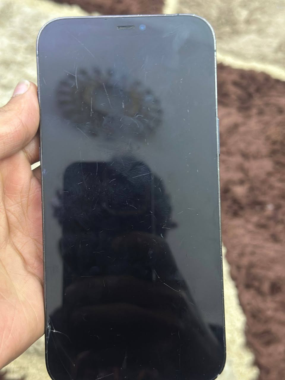 للبيع 12برو ماكس مامفتوح ابد ذاكرة 128 السعر خاص المكان الناصرية مركز ***********
