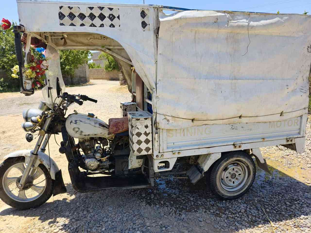 السلام عليكم 
ستوتة للبيع 
جاهزة ماعايزها شي 
السعر مليون و 300وبيها مجال قليل


**إذا كنت صاحب هذا الإعلان وتريد حذفه لأي سبب، رجاءا أرسل رسالة إلى الدعم الفني**