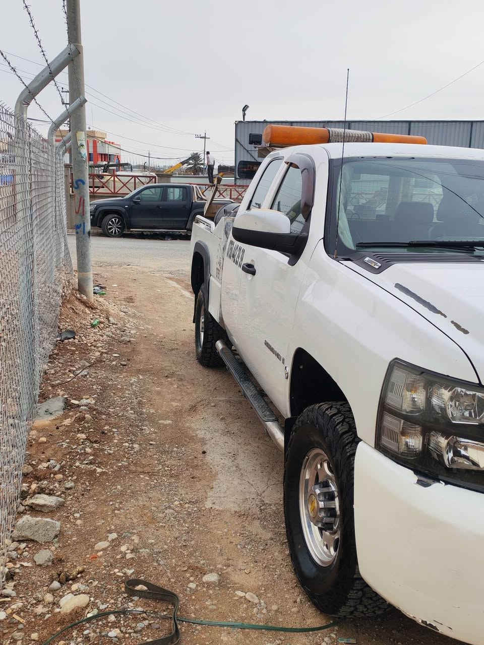 سلفادور موديل ٢٠٠٩بدون سبوغ بدون تعديل كير مكينه كله بشرت تأ خم تاير جديد سيستم غازو بنزين رقم سنويه جديد رقم واتص اب ***********
