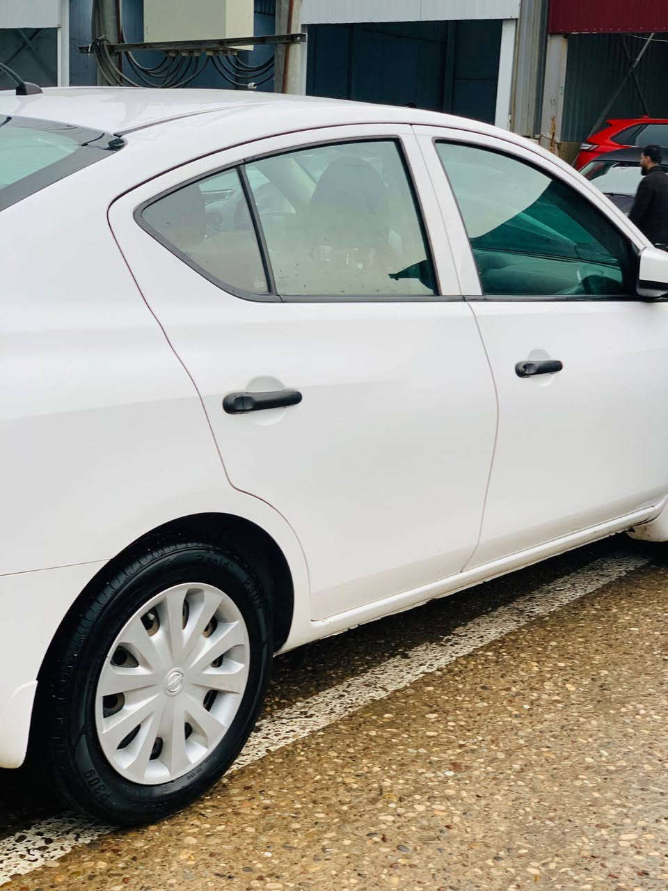 ***********ـ یەک پارچە سبوخ ـ یەک تبلی لێوی دەرگاـ دوو بەخسەی دەرگاـ 1 دەفتەر و مجال اكر, نينوى
