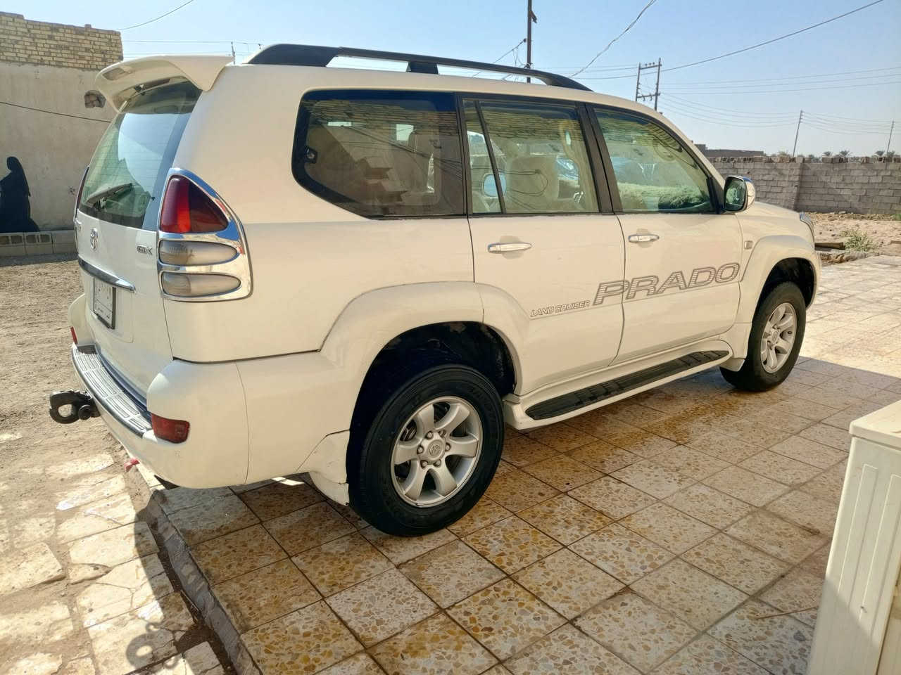 برادو موديل 2007 سياره جديده مكينه 4 مكفوله منظربه بس كدشبربلباب سايق صبغ السعر 135وبيهامجال***********مكاني ميسان
