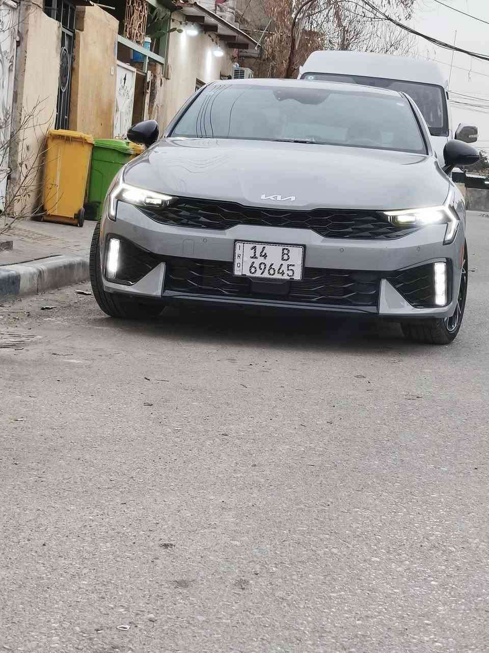 سلام عليكم كي فايف موديل ٢٥ فول مواصفات قمارة حديد وارد امريكي حادث بس بنيد وجاملق راجع بارد سيارة بدون صبغ كفالة حتا دعاميات حرة تحويل بسمي ماشية ٥ مايل بعدهي زيرو جديدة كلش محرك ٢٥٠٠ تنفس طبيعي مكان سيارة البصرة القبلة شراي يتصل هاتف ***********
