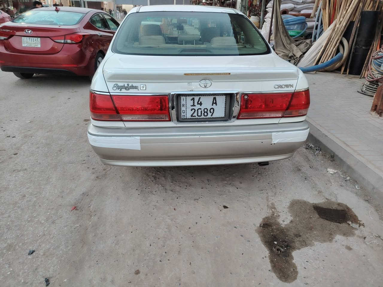 السلام عليكم  ملكه موديل 2001  اربع دكم ديفور الجبير كير مكينه جديد حاويه حداديه جديده تبريد تدفئه كله شغال تحوير نجف دشبول إماراتي تخم تاير. سنوية لل 27 بسمي شرط المداور ثاني يوم مكفوله كفاله عامه لا كص ولا نقل ولا صبغ  مكاني سماوه السعر 155 بيهه مجال *********** اتصل وتدلل
