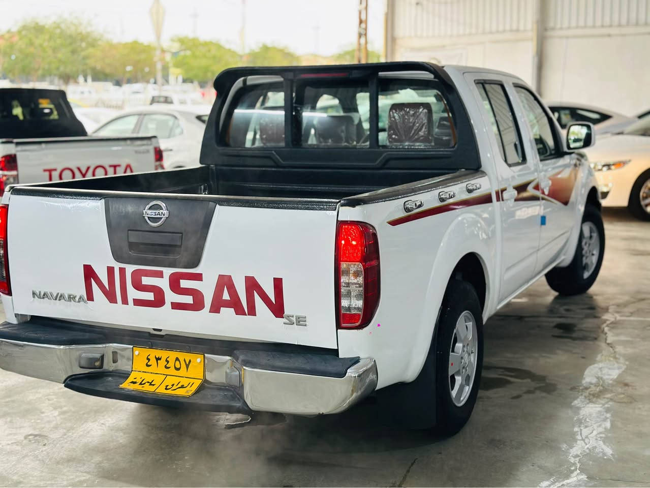 نيفارا موديل ٢٠٠٩ مكفول كفالة عامه من صبغ فقط ٣ مكان  بارد اصغير محرك گير بشرط گير عادي سيارة بسمي شرط تحويل دفتر بنزين موجود ٤ طايرات جديد صدر جديد سعرها ١٠٢ بي مجال بسيط عنواني كركوك اسكان ورقة فحص موجود 
اسيا   :   ***********
كورك :*********** كركوك, العراق
