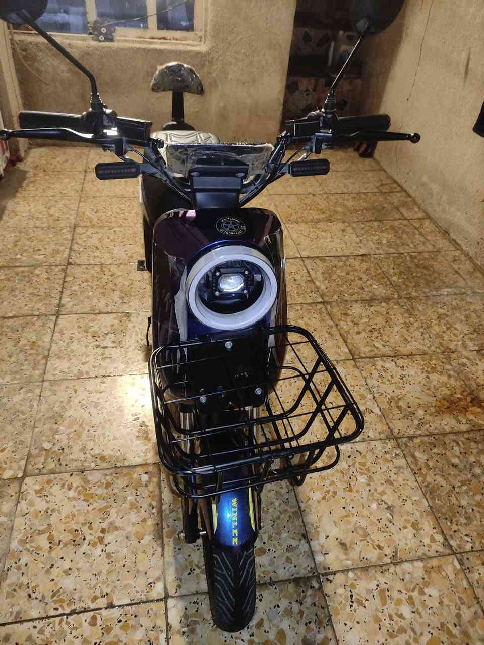 دراجه شحن للبيع كفاله عامه ار 9 السعر 450وبيه مجال رقم ***********
