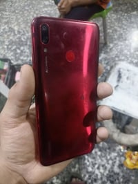 هواوي • واتساب
