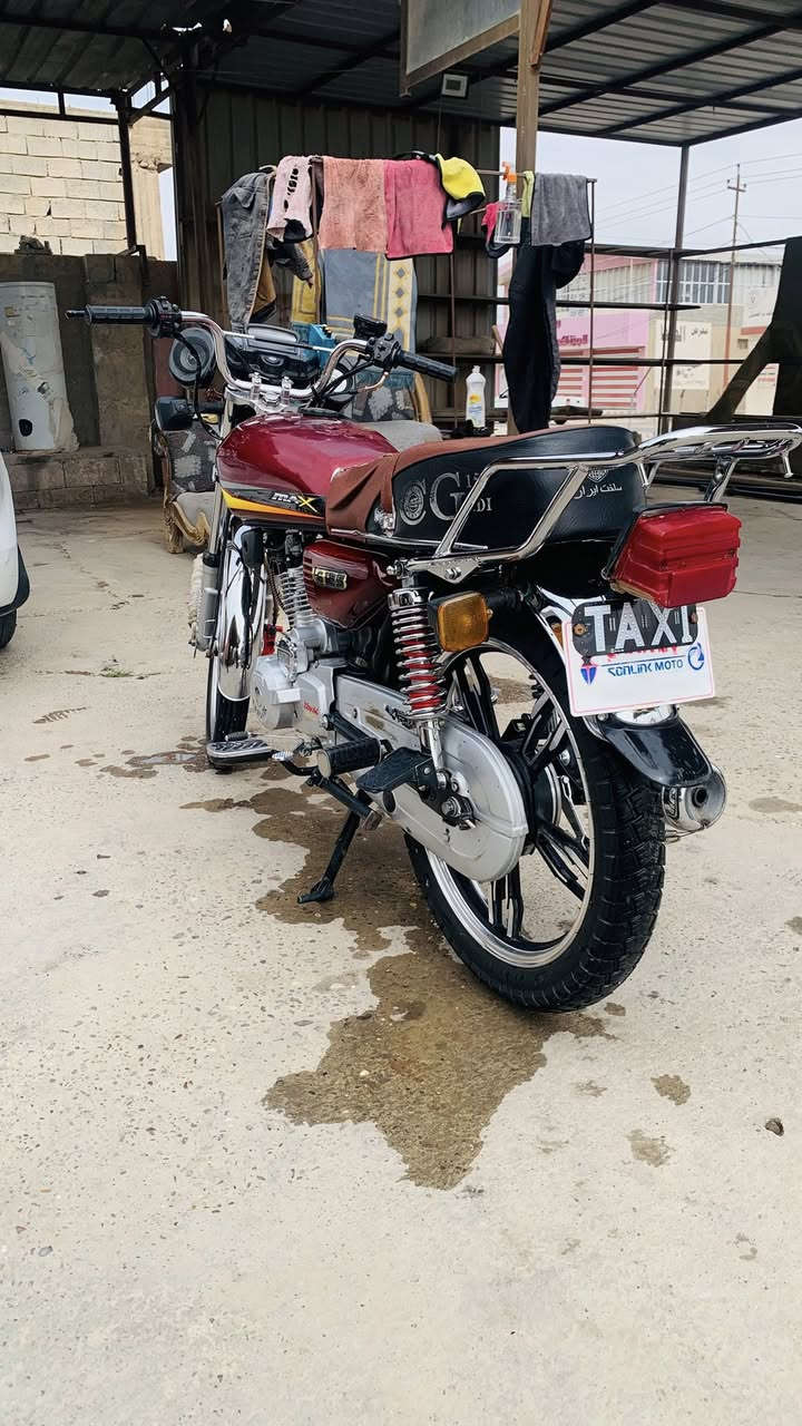 سلام عليكم. دراجه سيفان سولنك  للبيع محرك شرط ما مفتوح الدراجه بلا ديه عايزها ترتيب شويه السعر 550 '.0785 072 7952
