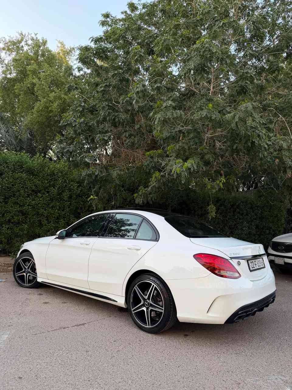2017 C300 مرسيدس 

4MATIC

كلين تايتل كفالة عامة 
رقم اربيل باسمي 
ماشية ٩٩ 
فول 
دعاميات AMG 
ويل AMG اصلي 
محرك 2.0 توربو 
بانوراما 
دبل ماوس 
شاشة كبيرة 
كامرة خلفية 
رادار امامي ورادار خلفي 
رادار جانبي نقط عمياء 
كشنات كهرباء وخزن كشنات 
وتجوة الراس و الرجل كهرباء 
تدفئة كشنات 
شفتات ستيرن 
ستيرن كهرباء
لايتات داينمك 
بك لايت LED 
انارة داخلية LED 
تخم تاير جديد 
منظومة بانزين جديدة 
زيت محرك جديد 

السعر 20.800$ وبيها مجال بسيط 
مكان السيارة بغداد البنوك 
*********** بغداد, العراق
