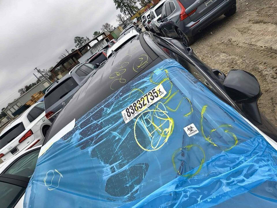 السلام عليكم سبورتج موديل 2025ماشيه 6000ابيع على وضعيتها داخل ابيض سعرها ب8000 واذانريد تمشي تصير عليك ب9000 واصل عمان بالحره
***********
