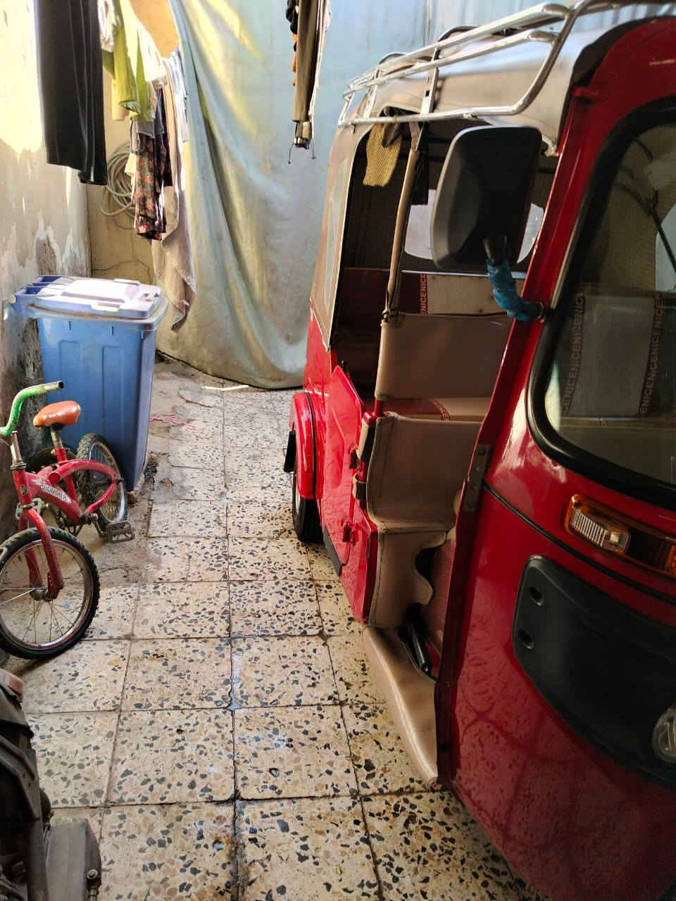 تكتك لبيع موديل 21  رقم سنويه انكليزي  تكتك خير من الله نضافه شوفت عينك  استفسار عله رقم***********  هاذه رقم راعية
