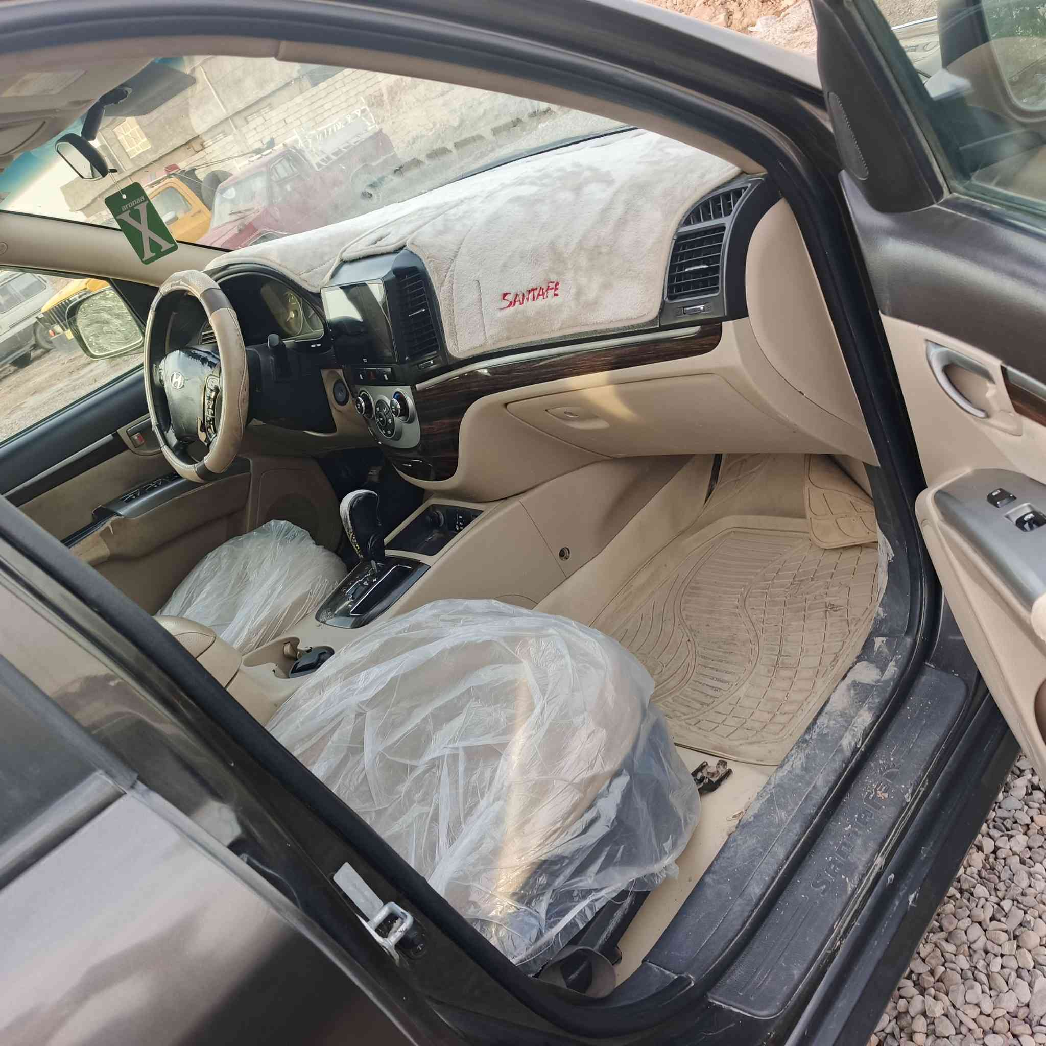 سنتافي 2011 كير مكينه٢٤٠٠  دوش صبغ موضح بل سونار مكاني ديالى خان بني سعد السعر ١١٢ وبي مجال *********** أبو قاسم  
مكلف بلنشر
