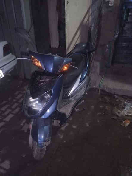 سكنس فحل  سرعة 140 بحاله الرمبة مكينه بلادي كهربائيات شغاله السعر 750 وبيه مجال للاتصال*********** بغداد
