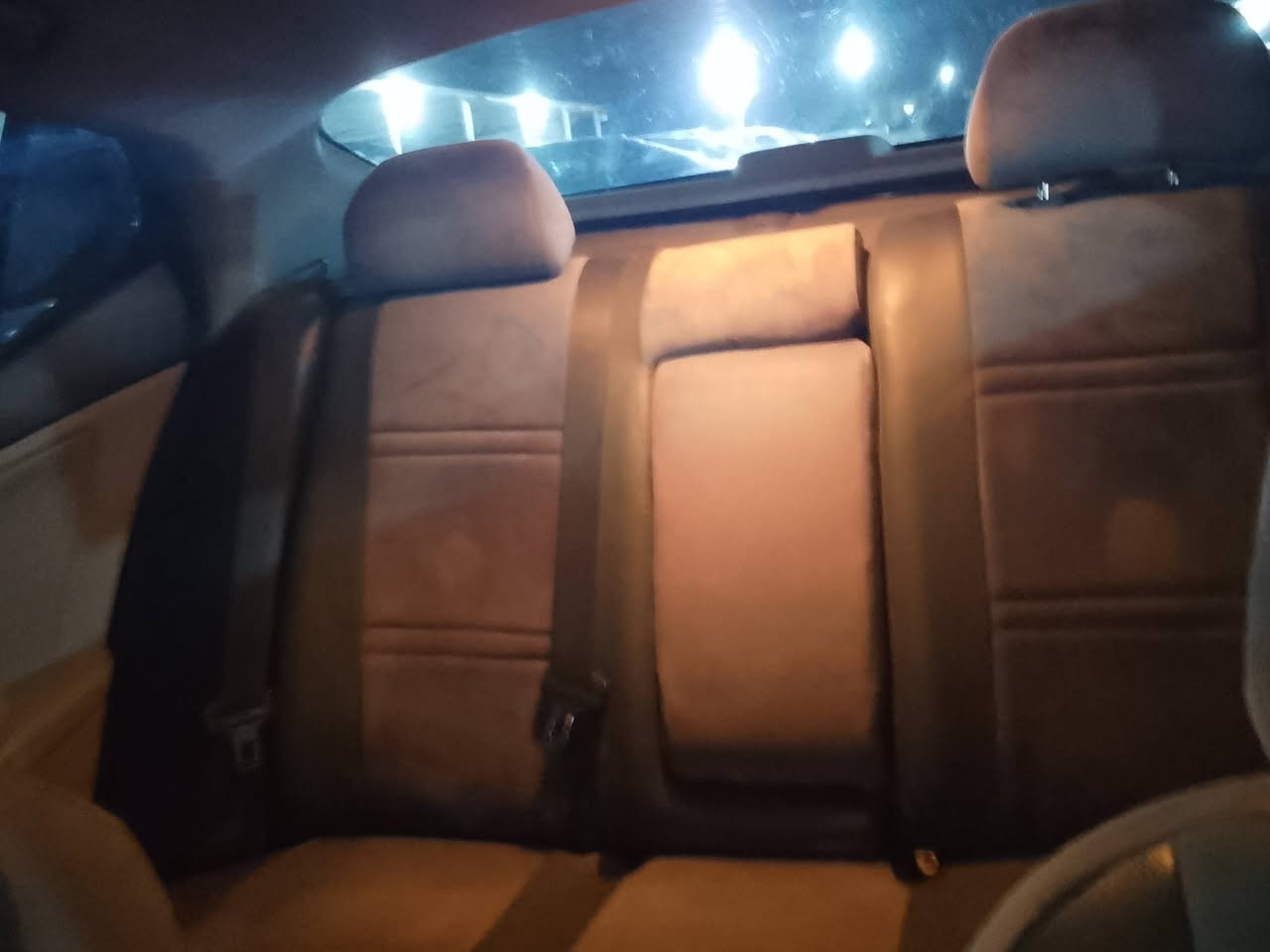 السلام عليكم اخوان 
كيا اوبتيما موديل 2014 فوللل مواصفات حداديه خير من الله قطعتين صبغ فقطط بدون جكه داخل السياره أحله من الصور كير ومحرك كفاله كشانه كهرباء بصمه تبريد السعر123 وبيه مجال قليل حك جيتك للاستفسار *********** مراوس حسب القناعه 🤍
