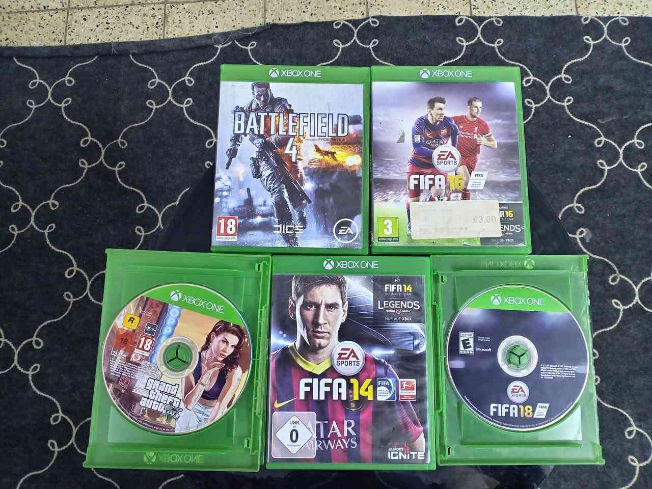 السلام عليكم
اكس بوكس وان الجهاز نضيف كلش
ويا جوستكات ثنين
ويا أقراص 5
BATTLEFIELD 4
FIFA14
FIFA18
GTA 5
FIFA 16
مراوس فقط ويا بلي فور مهكر
المكان بغداد الحريه
الرقم ***********
