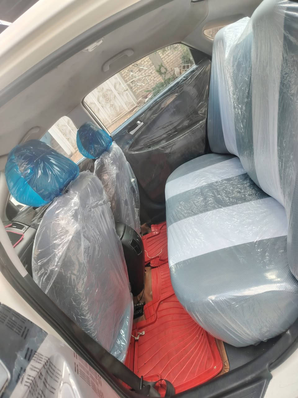 سلام عليكم
سوناتا ٢٠١١ للبيع النجف الاشرف
٩٥ ورقه وبيه مجال قليل
***********
