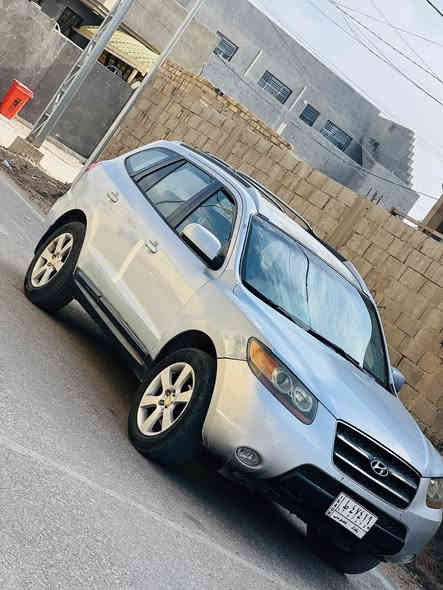 سلام عليكم سنتافي. 2007فول مواصفات كير ومحرك وحداديه كفاله تخم تاير جديد مال جناي جاهزه الاخير بيها4قطع صبغ فقط رش بدون دواخل 
السعر 90وبيها مجال بيع سريع 
الاتصال***********
مامتوفر بلخاص👆👆
مواصفات السياره 
فتحه سلايت 
تحكم استيرن 
نصام ايكو 
كشنات جاد
