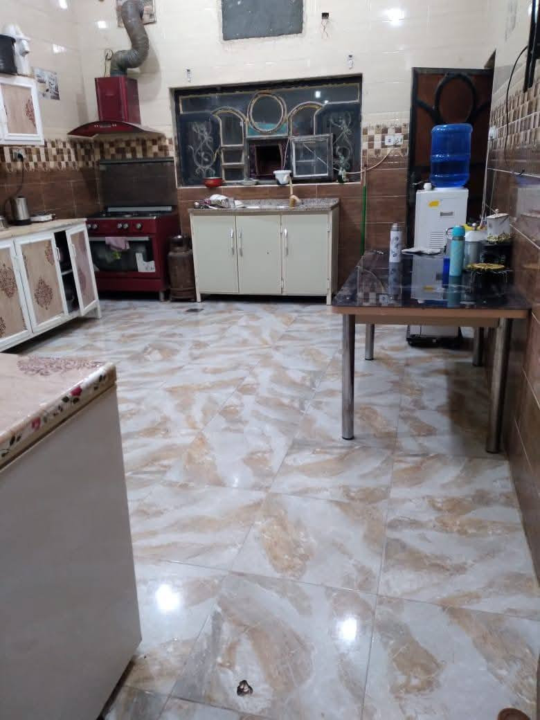 سلام عليكم قطعه ارض معه دار لبيع (ابو الخصيب العصفوريه قرب حسينه بيت الزوار)  طابو ملك صرف اسمك ينزل بل طابو
مساحه الكليه للقطعه (416)وجه ( 24)  نزال  (١٦)
مساحه الدار  167 بناء طابوق حديث طابق واحد 
يحتوي على ثلاث غرف صاله كبيرة مطبخ وصحيات 
(سعر مطلوب ٢١٥ وقابل لتفاوض) 
للستفسار اتصال على 
***********
***********
***********

سلام عليكم قطعه ارض معه دار لبيع (ابو الخصيب العصفوريه قرب حسينه بيت الزوار)  طابو ملك صرف اسمك ينزل بل طابو
