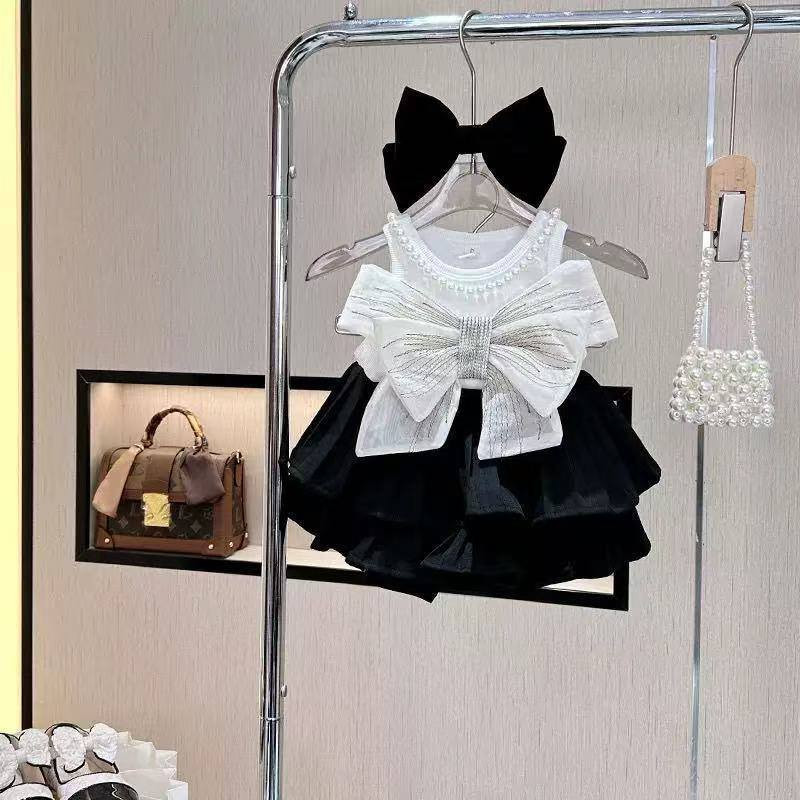 وصلت بضاعه العيد 
 فوتو للصفحه وشوفو الموديلات 
للحجز 
***********
https://t.me/mzhaton9
