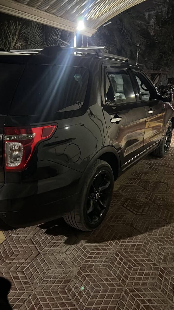 السلام عليكم  ورحمة الله وبركاته 
فورد اكسبلور 2013 للبيع
رقم بغداد مشروع وطني
مواصفات
Limited 4*4
كشنات تدفئة و تبريد  
ستيرن تدفئة
مري شفط
الصندوق شفط
الجناي يعرف مواصفتها
ما يحتاج اسولف عنها 
سعرها 125$ وبيها مجال
الشراي يتصل ويدلل 
مكاني البصرة 
***********
