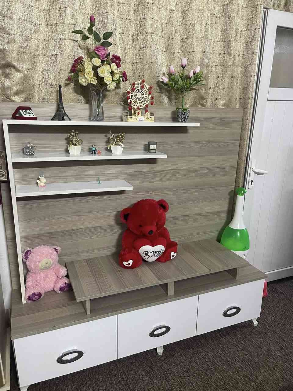 للبيع 
***********
***********
