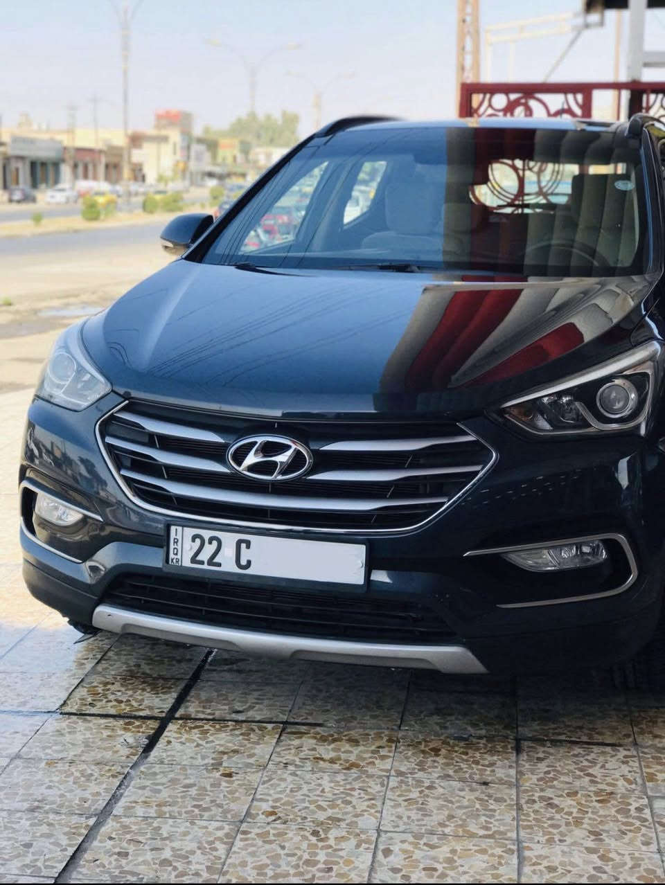 السلام عليكم 

هيونداي سنتافي وارد خليجي كلين تايتل 

الموديل:2016 شكل 2017
ناقل الحركة :أوتوماتيك 
محرك :3.3
عدد الا سطوانات : 6 "ستة سلندر" 
سبعة راكب
ماشية 74 كيلو فقط 
سقف بانوراما
كاميرا خلفية 
مستشعر وقوف
مرايا جانبية كهربائية 
هزة جديدة
سنوية 2030 
كوبون بانزين
 
للتواصل 
الهاتف:***********
واتس اب: ***********
