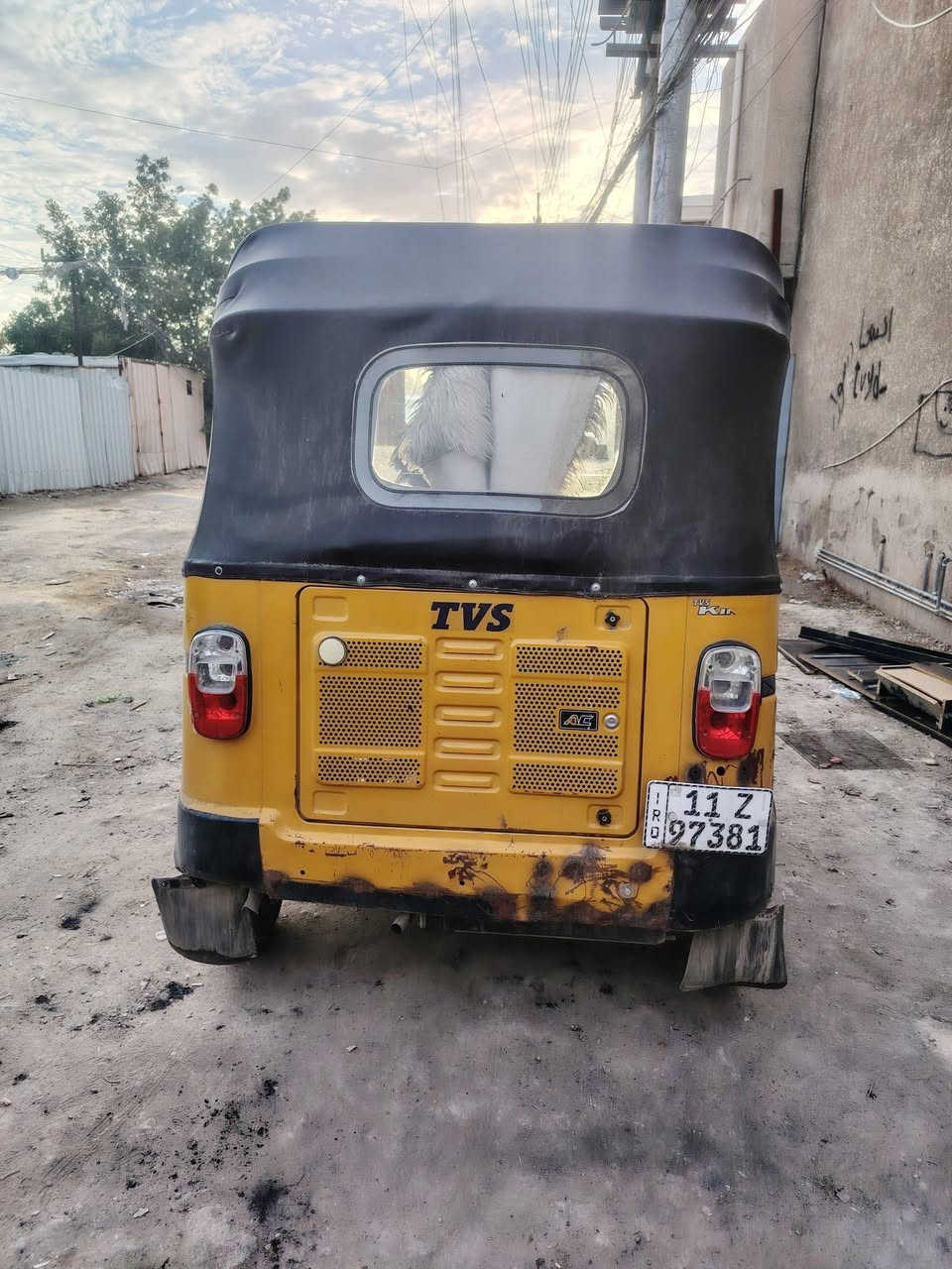 السلام عليكم تكتك tvs موديل 2019 مكينه جديده شركه ريتاج 
قمجيات جديده اصلي شركه
فلنجات عنابير بنزات كله شركه
تخم تاير ويل شركه
دبلات شركه
تانكي طوافه وشوته شركه بك لايك زوج شركه اشاير شركه
مسجل اربع سماعات دوشمه جامه شركه مرايات شركه رقم انكليزي بسمي مكاني بغداد حي الجهاد سعر اتصل على الرقم ***********
