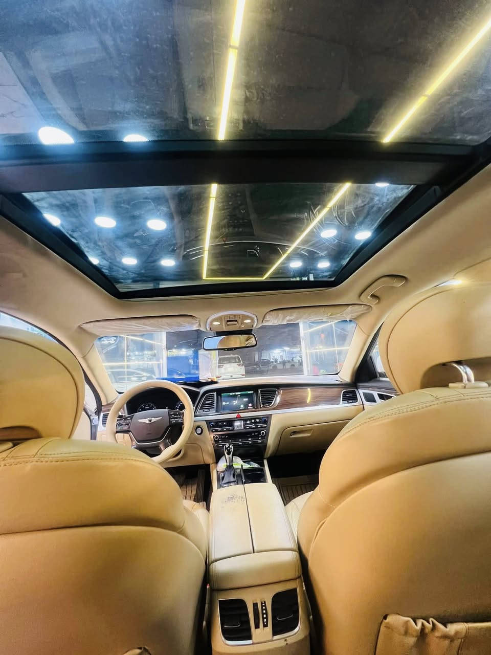 🔥🚘 فرصة ذهبية | جينسس 2015 خليجي فول كامل 🚘🔥
إذا تدور على الفخامة + النظافة + السعر المناسب
هذي السيارة ما تتفوّت 💯✨

 بيع او مراوس \\\\

📌 التفاصيل:
⭐ الموديل: جينسس 2015
⭐ الوارد: خليجي
⭐ القير: أوتوماتيك
⭐ الوقود: بنزين
⭐ الممشى: 148 الف
⭐ الموقع: كربلاء 📍

\\\

💎 مواصفات أعلى فئة (فول إلى الأخير):

1️⃣ 👈 بانوراما🌞
2️⃣ شاشة 📱
3️⃣ كاميرات 360° 📸
4️⃣ حساسات امامي خلفي جانبي🛡️
5️⃣ بصمة + دخول ذكي 🔑
6️⃣ مقاعد جلد كهرباء (تبريد/تخزين/ذاكرة) 🌸
7️⃣ مثبت سرعة + تحكم ستيرن جهتين ⏱️
8️⃣ نظام صوتي فاخر 🎶
9️⃣ مراي قلاب + اشاير بالمري 🔄
🔟 ويل كب كروم بلادي🖤
1️⃣1️⃣ LED / زينون 💡
1️⃣2️⃣ رادار النقطة العمياء 🛡️
1️⃣3️⃣ المحافظة على المسار 🛣️
1️⃣4️⃣ ستائر كهرباء 🌟
1️⃣5️⃣ إضاءة داخلية محيطية ✨
1️⃣6️⃣ تشغيل عن بعد 🔑
1️⃣7️⃣ ABS + Airbags + Traction 🛡️

\\_\

🛠️ الحالة (راحة بال للمشتري):
✅ بدون حوادث
✅ فقط بارد بالجاملغ الأمامي وخشم البنيد صبغ
✅ بدون دواخل
✅ بدون فتح إيرباك
✅ شرط الفحص بأي مكان

💰 السعر: 169 وبيها مجال — قابل للتفاوض 

العنوان كربلاء حي الحسين 

🚨 لا تضيع الفرصة… سيارة بهالحالة والمواصفات نادر تلقاها 👌🔥


**إذا كنت صاحب هذا الإعلان وتريد حذفه لأي سبب، رجاءا أرسل رسالة إلى الدعم الفني**