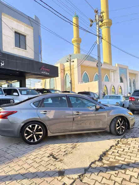 Altima SR  2018
 
فوول فوول SR بێ سلایت 

بۆنیت ، چامرلغ سبوغ 
بستەک دەرگا پەمپ 
نەرمە تەزرەکی هەیە

بێ ناوگرتن ، ئێرباگ سوکان

چوارپستۆن 
مەکینە ٢.٥ کەپس 

سەنەوی کۆنە 

١١٢ هەزار مایل چووە 

نرخ / ١٢٢٠٠ $

*********** واتساپ أربيل

