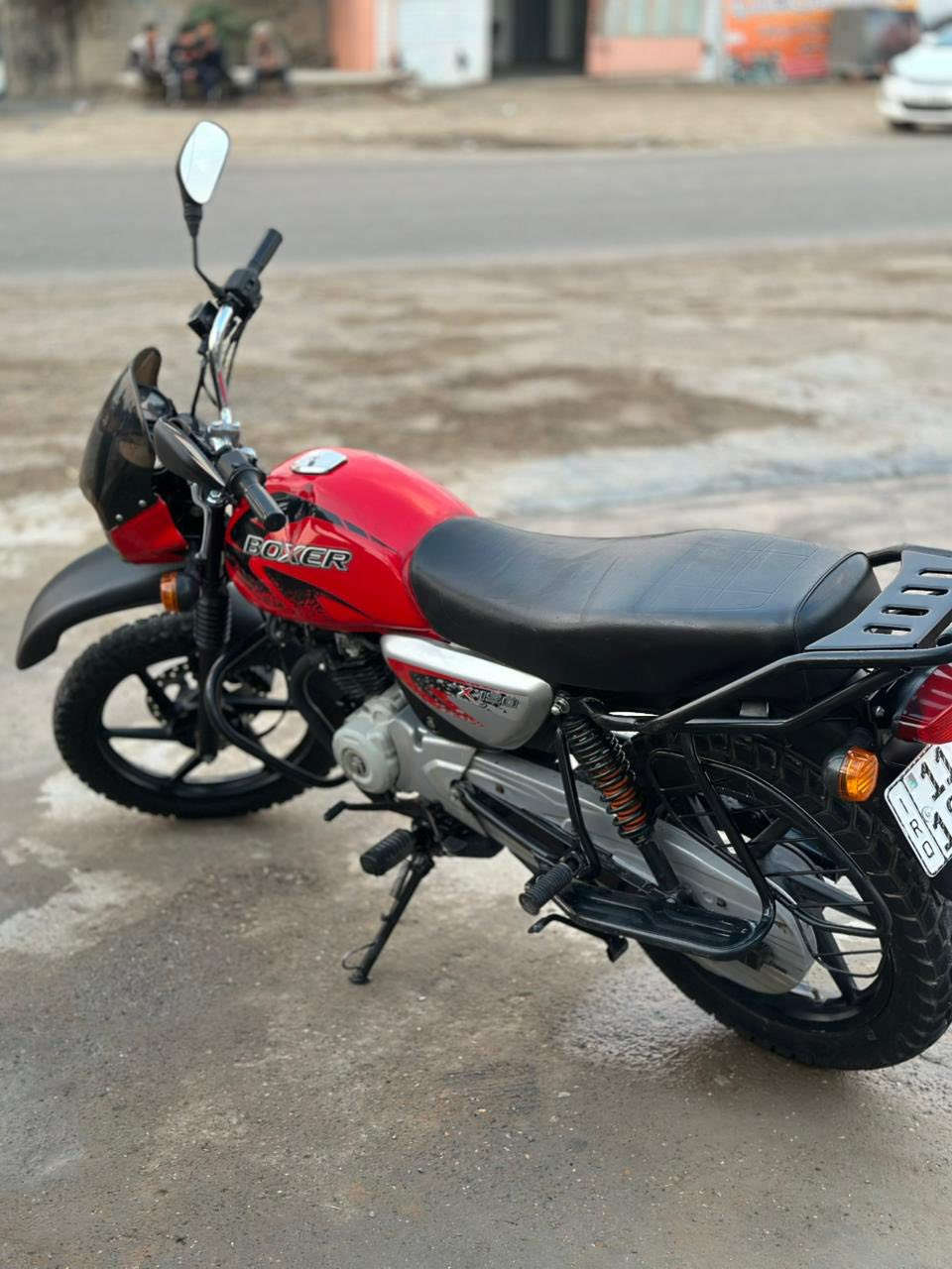 السلام عليكم دراجه بوكسر موديل2023 المكان بغداد الحسينيه الراشديه السعر2350 ما متواجد على الفيس الرقم***********
