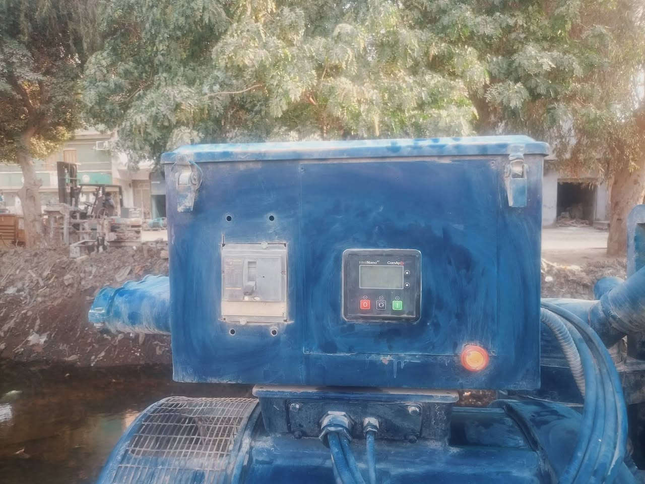 مولد كهرباء إيطالي 🇮🇹
🔹 النوع: Iveco إيطالي
🔹 الموبينة: Mecc Alte
🔹 القدرة: 156 كيلو فولت أمبير
🔹 الحالة: استيراد بحالة ممتازة وجاهز للتشغيل
مناسب للمصانع – المزارع – المحاجر – المواقع الكبيرة ⚡
📞 للتواصل:
فون / واتساب 01036259851
#ايفكو #مولدات_استراد #معدات_صناعية


**إذا كنت صاحب هذا الإعلان وتريد حذفه لأي سبب، رجاءا أرسل رسالة إلى الدعم الفني**