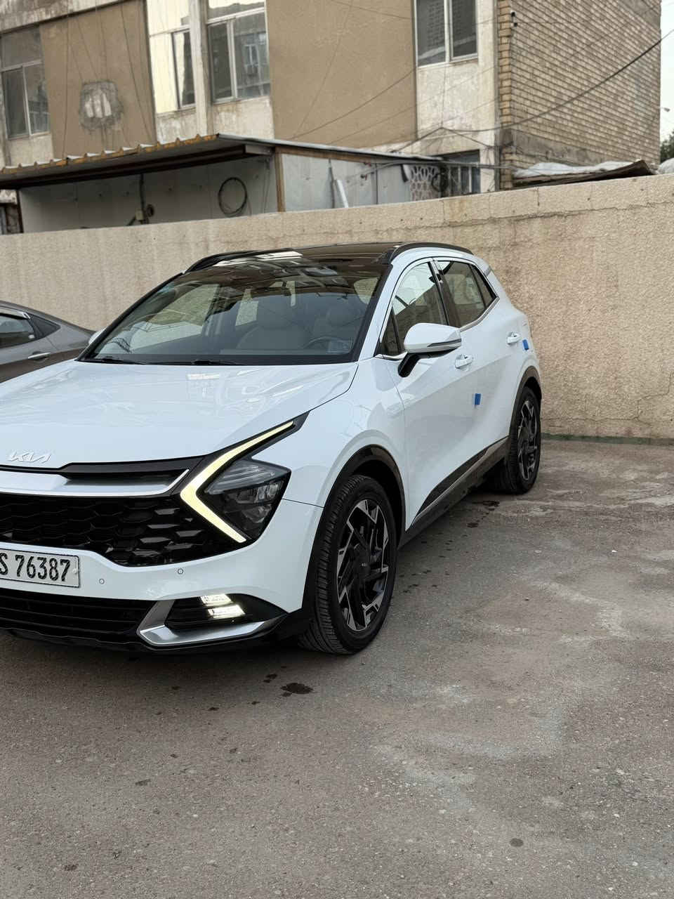 السلام عليكم
سبورتج 2022 خليجي 
فول مواصفات السعر 230$
بانراما كشنات تدفئة تبريد جلد بيجي
شاحن USP السيارة مكفولة كفالة عامة
عدة جاملغ خلفي بي رصعة وسويتها بي دي ار
ماشية27 كم للاستفسار ***********
