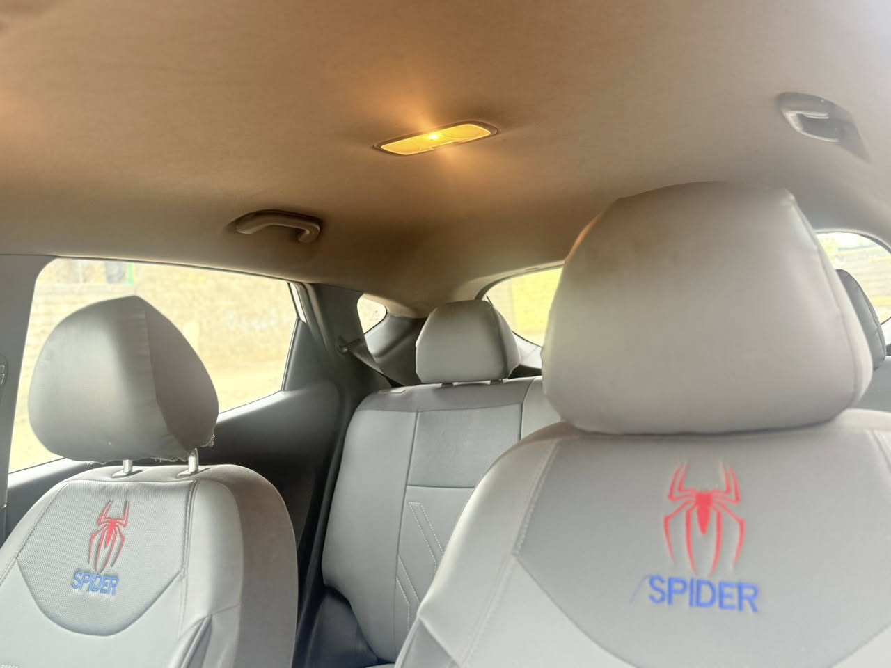 السلام عليكم
توسان 2015 خليجي كفاله عامه 
ماشيه ١٢٣ 
مكينه كير حداديه تخم تاير شرط تراي زيرو 
رقم بغداد الجديد 
السعر 160 
العنوان بابل الشوملي 
***********
