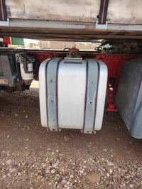 للبيع تانكي مال نساف الرقم الهاتف 07822975248