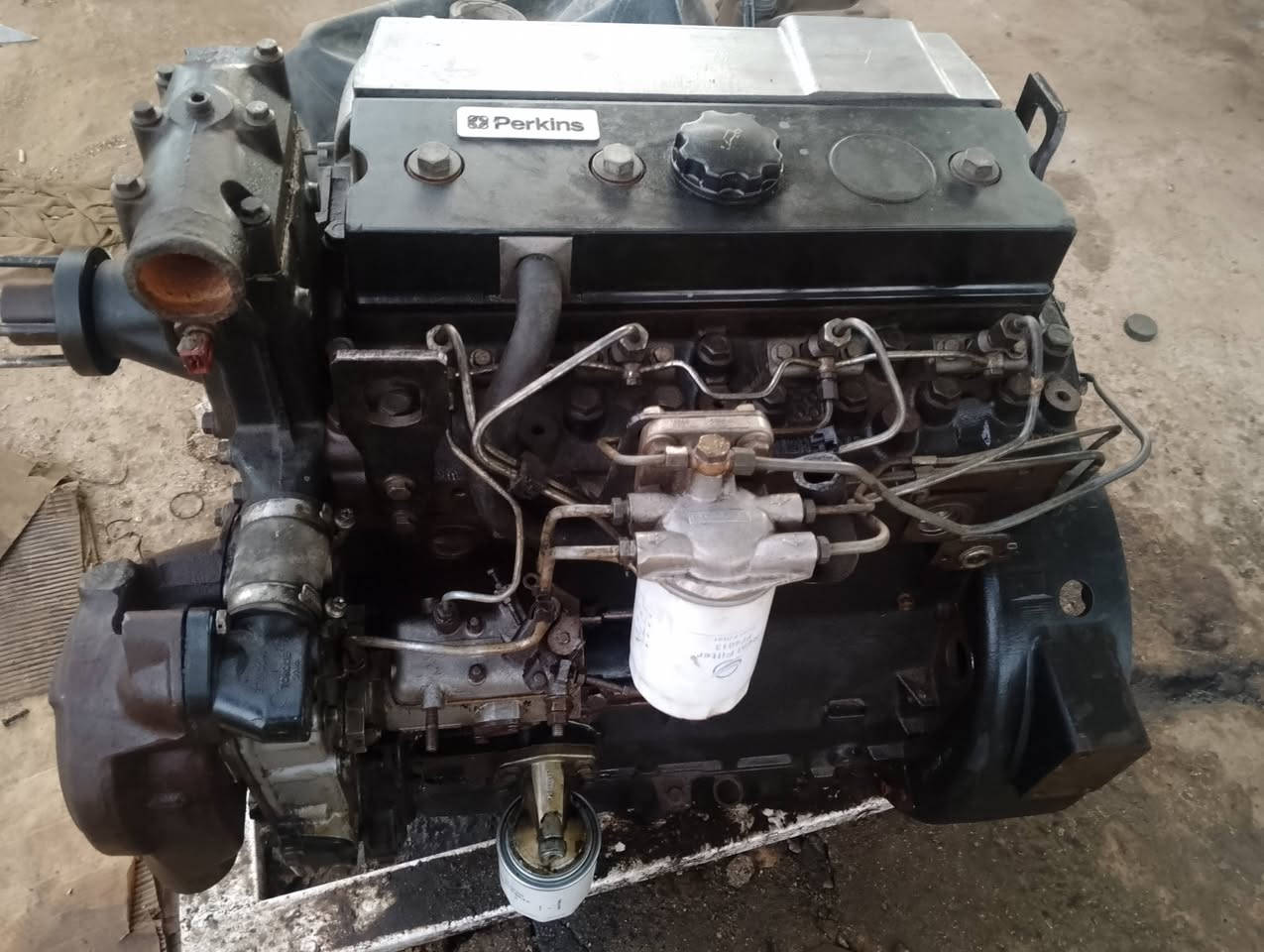 السلام عليكم أدوات جيسيبي وكيس وتركس وفيات هيتاشي ونيوهولند موبايل ***********
