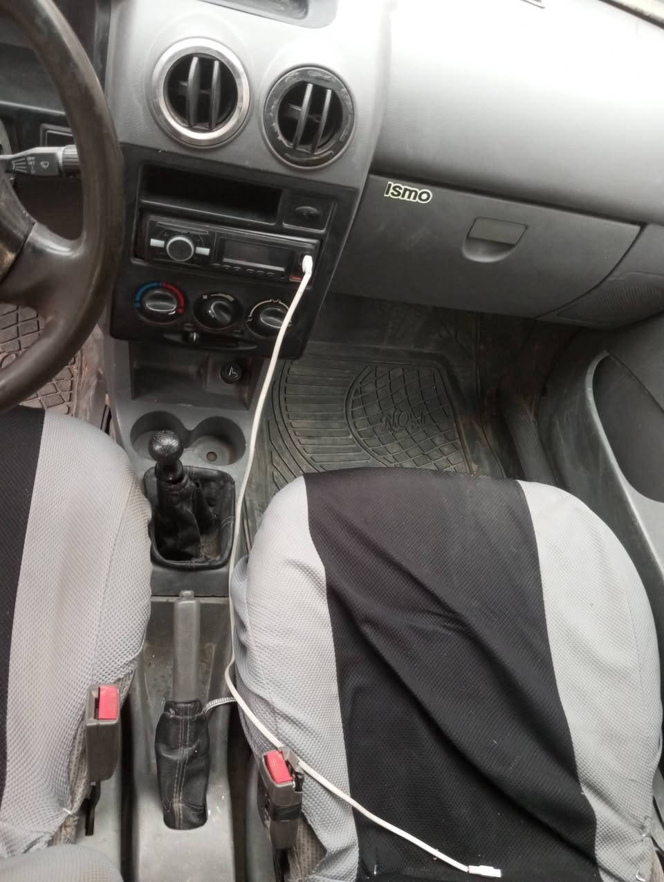 سلام عليكم سايبه 2015 رقم نكليزي مشروع وطني داخله هزه سياره راعيه موجود بغداد سياره ممطلوبه مصفره هيئه وغرامه خط وبحث سياره كير مكينه خير من الله مابيها اي نقص شواصي كارتون مابيه اي خياس لشراي وميتعبني يشلع عيوني مكاني بابل سعر 27 وبيه مجال حك جيه *********** يوجد واتساب
