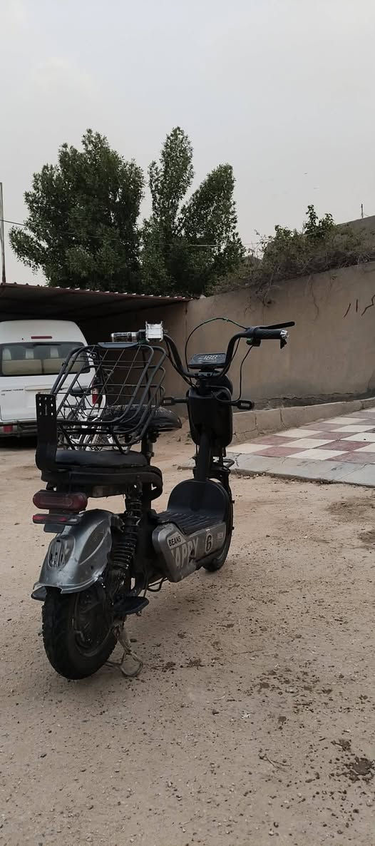 سلام عليكم درجة شحن للبيع موديل 2024 حجم 20 الدراجه كامله من كلشي الاستفسار نتصل وبيك خير وتدلل*********** المكان بابل حله بسعر مناسب بطاريات جديد بيه بس الدكمه مال اللايت     البطارية ما مبدلات تشغيل عن بعد شاحنه ويه.
