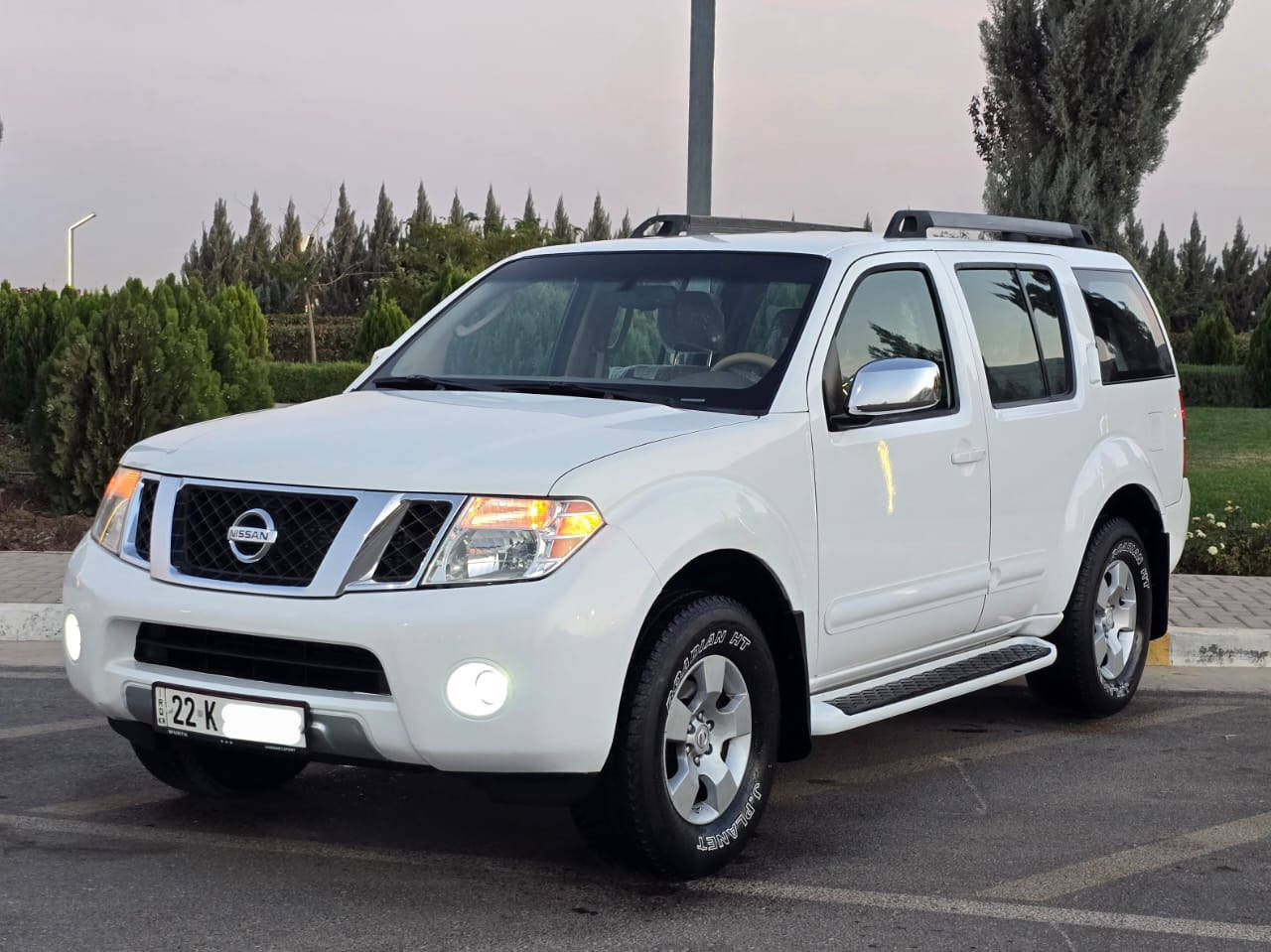 نيسان باثفندر موديل 2012 وارد خليجي مكفوله من ضربه والصبغ عدا الهلالات صبغ فور ويل ماشيه 180 الف گير و محرك مكفول مابيها اي نقص كلش نضيفه السعر 127 وبي مجال بسيط المكان ديالى خانقين ***********
