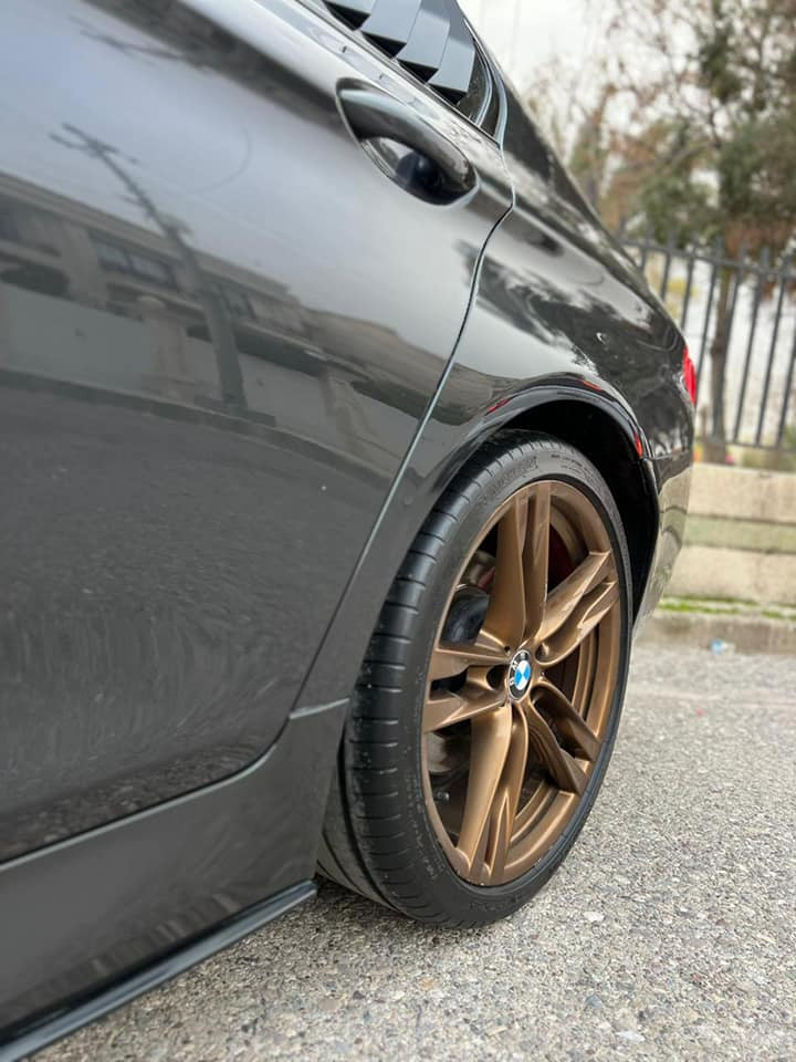 کــــــوردی 
تەنها فرۆشتن ، بە نقد 
بی ئێم BMW . F10 
خلیجی سفر شرکە عڕوش 
مــــــۆدیل / 2011 ، بەنزین 
مەکینە / V6 . 530 نۆزن کورت مەڕغوب  ، قەپاغ کراوەیە 
گێڕ و مەکینە کارەباییات بەشەرت
ڕۆیشتن / ٢٧٠ هەزار کم 
ڕەقەم هەولێر سەنەوی 2025
مواسفات / سلایت گەورە ، برێک بەسمەو ئۆتۆ ،بیلادی پەردە ئۆتۆ 
کامل کـــــــراوە بە M 
یەک چاملغی پێش سبوغ ڵەگەڵ ڕوبع بۆنیت 
بێ ناوگرتن ، بێ ئێڕباگ 

عربی 
فقط بیع نقد ، 
بی ٱم BMW . F10 . 530 
خلیجی سفر شرکە عروش 
مـــــــودیل / ۲۰۱۱ بنزین
حجم محرك / V6 _ 530  
نوزن قصیر مرغـــــــوب 
قبغ مال محرك مفتوح 
جیر و محرك كهرباییات بشرط 
ماشي / ( ۲۷۰ ) الف کم 
رقم اربیل سنویە سنە 2025 
خليجى سفر شرکه عروش
مواصفات ، سلایت كبیر ، بریك بصمة و آوتو ، سترة بیلادي 
سيارة كامل محدث M 
صبغ فقط جاملغ آمامي و شبر بولنت
بدون دواخل ، بدون ایرباك
عنوان اربیل أربيل, العراق


**إذا كنت صاحب هذا الإعلان وتريد حذفه لأي سبب، رجاءا أرسل رسالة إلى الدعم الفني**